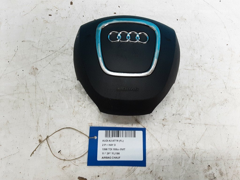 AIRBAG VOLANT Audi A3 (8P1) (01-2003/08-2012) (8P7880201E), Mevr. I. Hauben, Audi, Utilisé, Rue de l'Espoir 34 34
4030  GRIVEGNÉE, BE