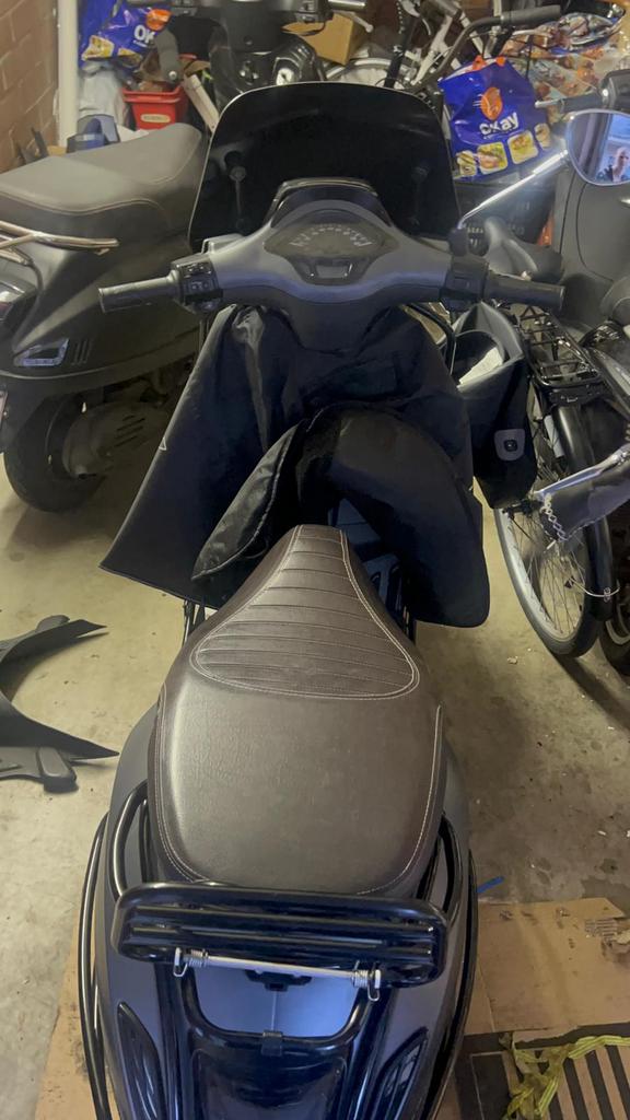 Vespa sprint 2015, Fietsen en Brommers, Ophalen, Gebruikt, Overige modellen, Klasse A (25 km/u)