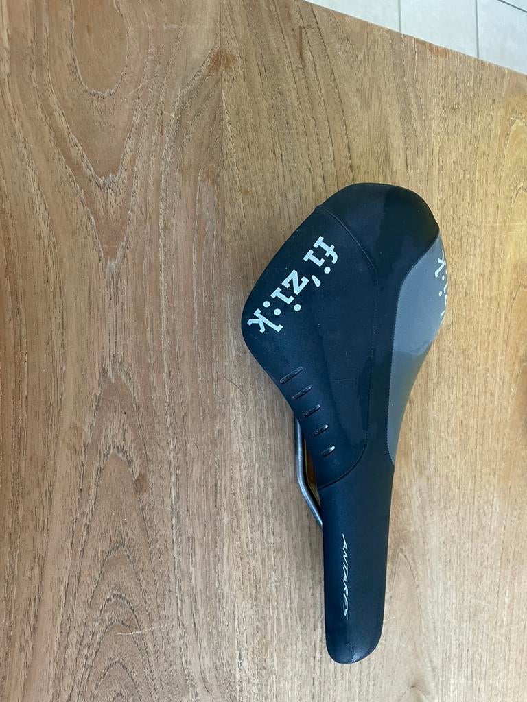 Fizik antares R3, Fietsen en Brommers, Fietsonderdelen, Ophalen, Zo goed als nieuw