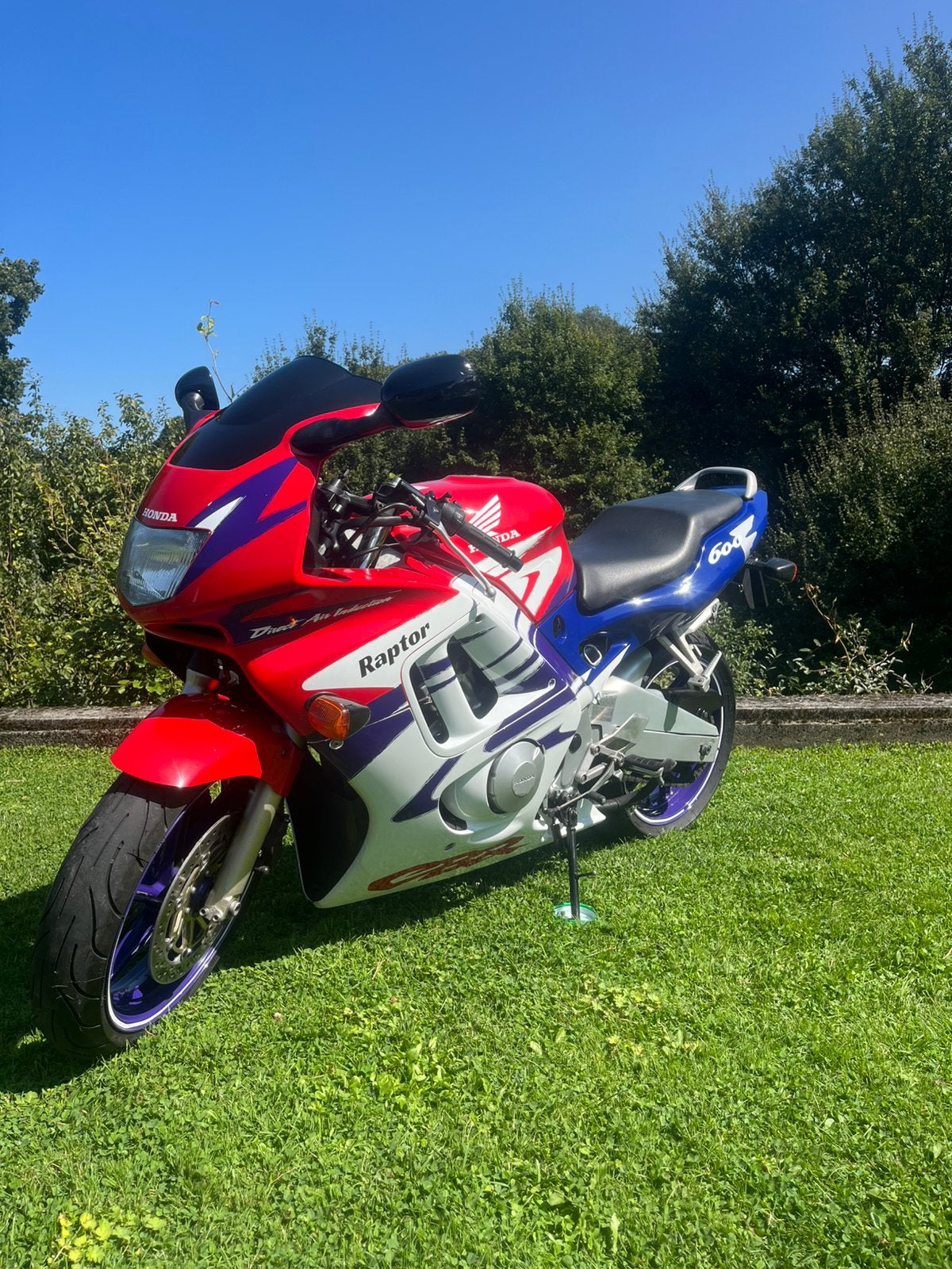 Honda CBR F, Occasion, Permis Moto A2 minimum, 650 cm³, 4 cylindres