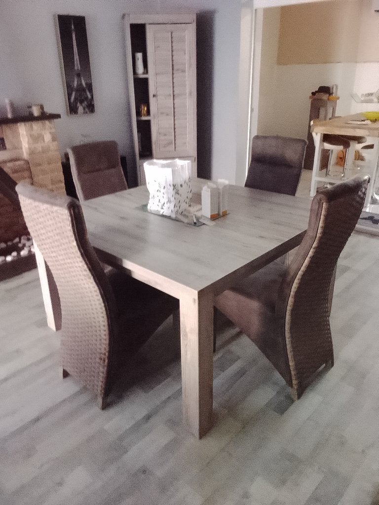 Eetkamer, Ophalen