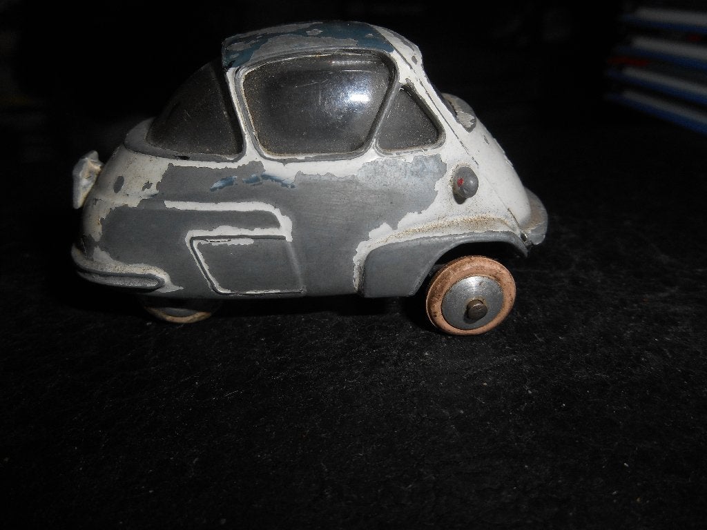 Quiralu Isetta Velam, Enlèvement ou Envoi