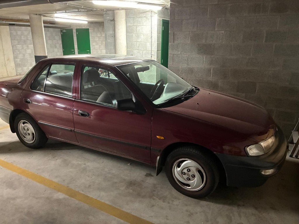 Oldtimer te koop, Auto's, Oldtimers, Voorwielaandrijving, 4 deurs, Stof, Kia