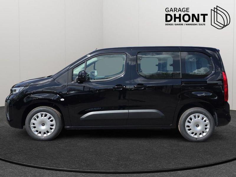 Opel Combo Life L1 - 1.2 Benzine - Manueel - 110PK, Voorwielaandrijving, 1199 cc, Start-stop-systeem, Zwart