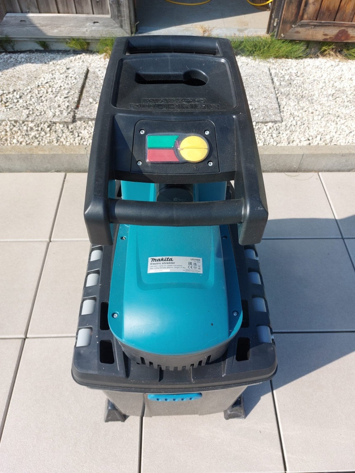 Makita Hakeslaar UD2500, Ophalen