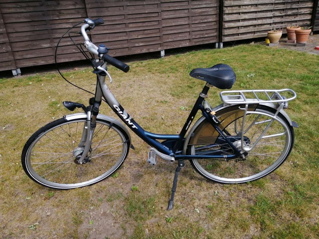 damesfiets GIANT en BATAVUS en lage op stap GOUDEN LEEUW, Ophalen, Gebruikt, Giant, Versnellingen