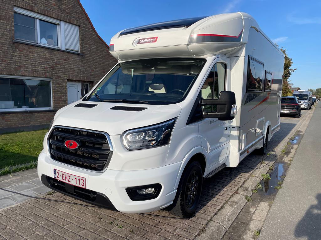 Camping-car familial de luxe Challenger 380 - Climatisation, Caravanes & Camping, Camping-cars, Particulier, jusqu'à 6, Semi-intégral