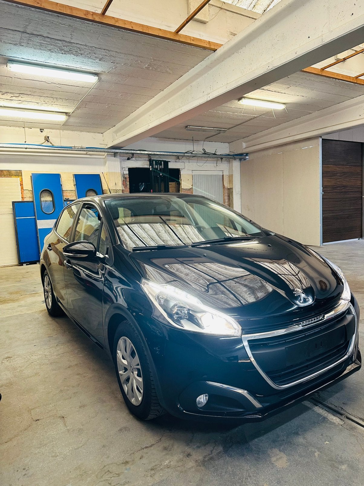 Peugeot 208 1.2i | Facelift | Excellent état, Achat, Entreprise, Carnet d'entretien, Noir