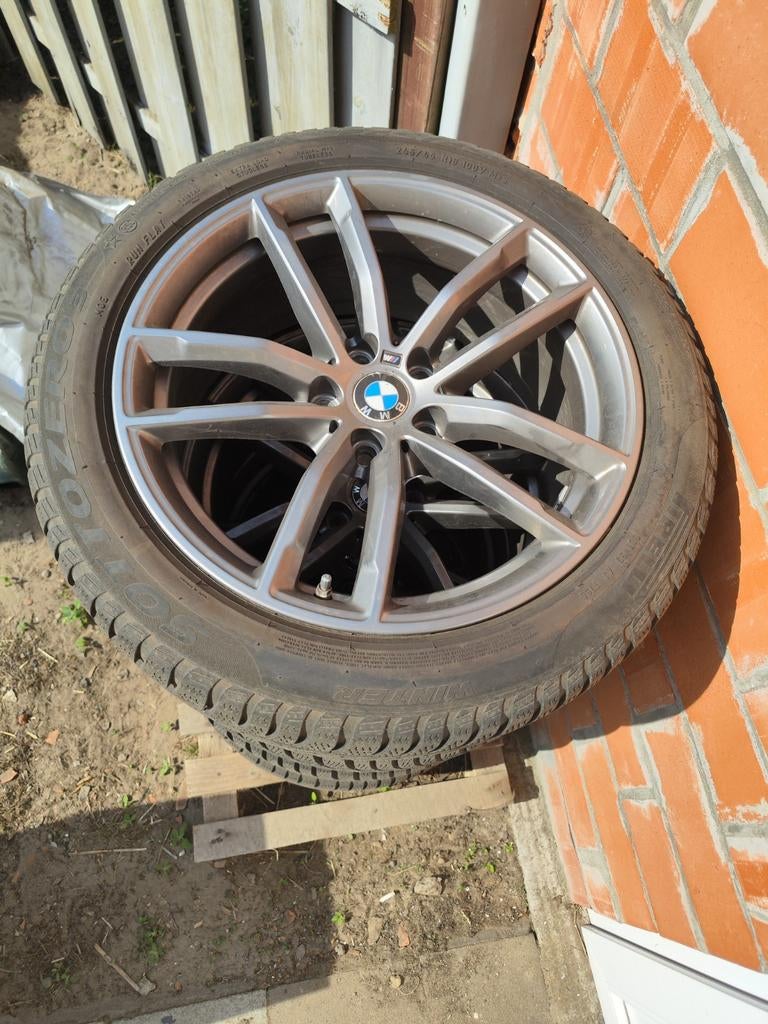 BMW 18"velgen met banden, Ophalen, Band(en)