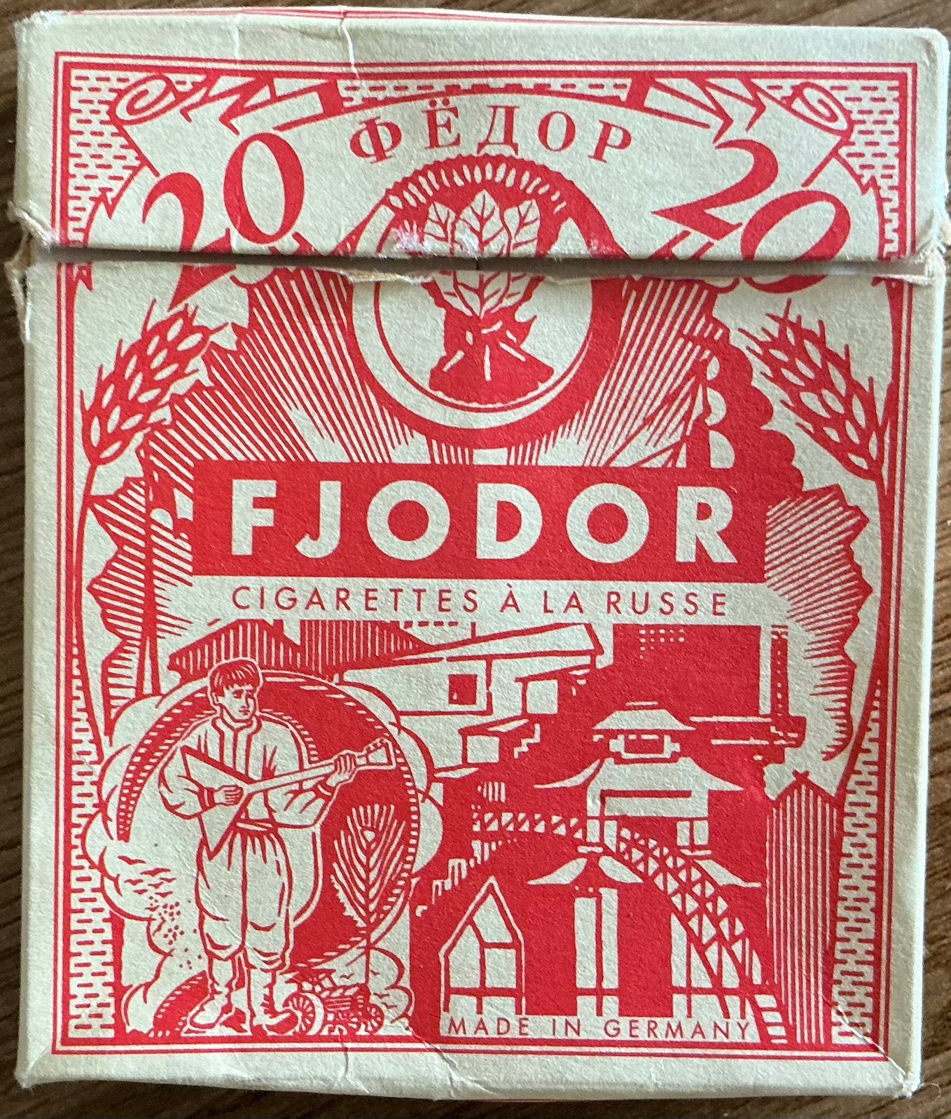 FJODOR CIGARETTES À LA RUSSE/ALLEMAGNE (Années 20/30), Enlèvement ou Envoi, Utilisé, Boite à tabac ou Emballage