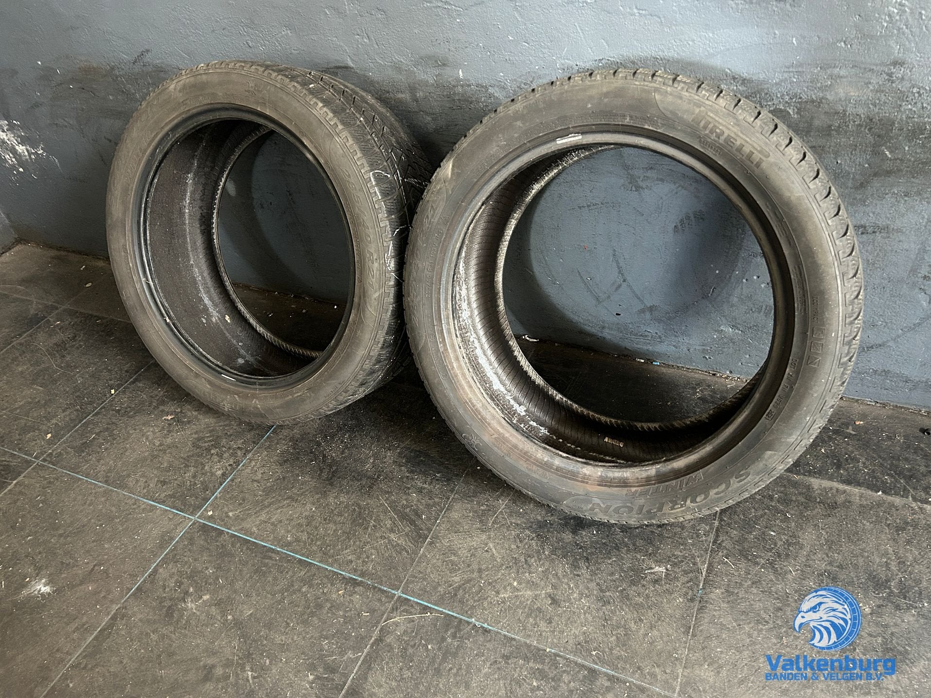 6mm! Winterbanden 285/40R21 Pirelli Sottozero Winter, Auto-onderdelen, Banden en Velgen, Gebruikt, -, 285 mm, -