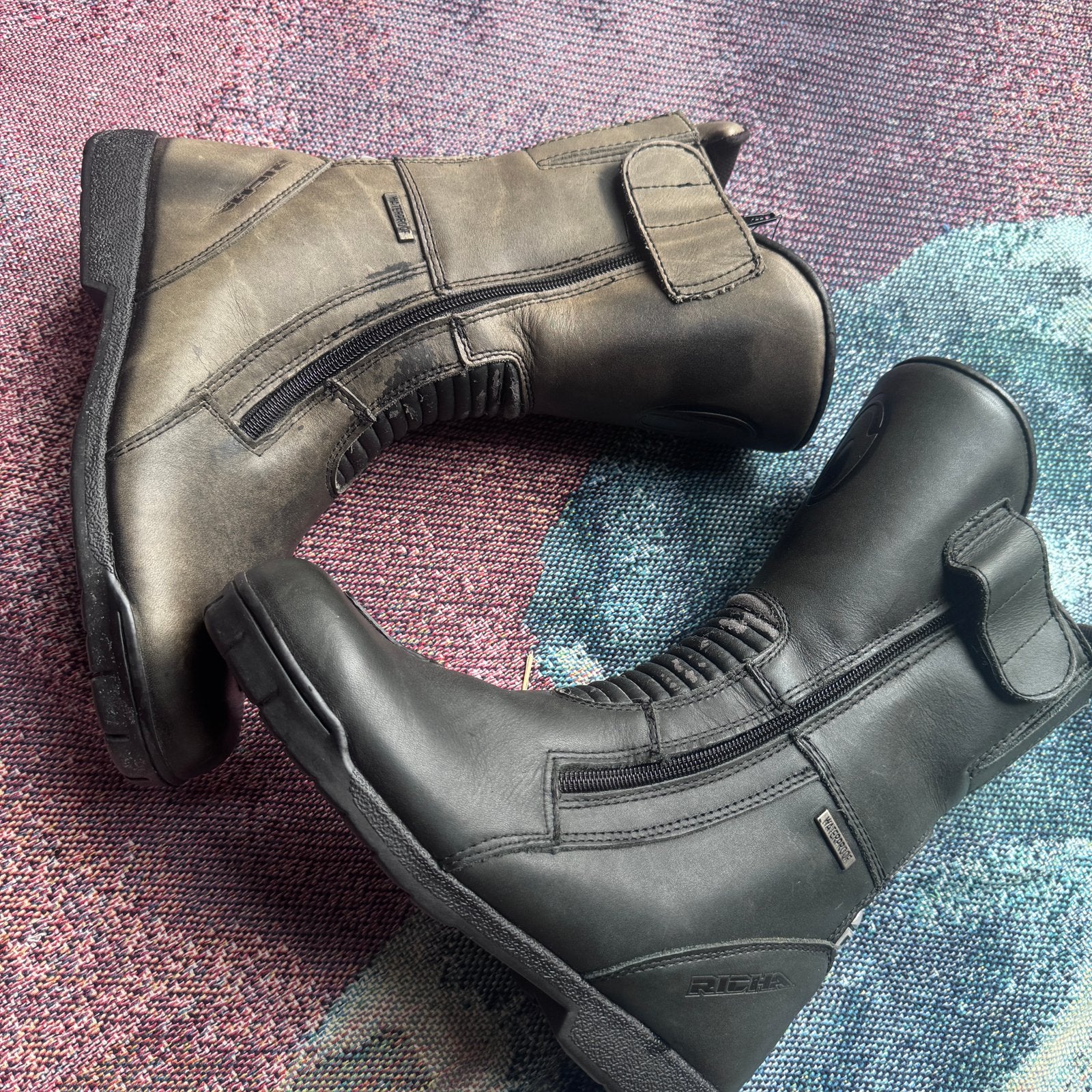 Bottes de moto Richa Touring en cuir imperméabletaille 41, Vêtements | Hommes, Bottes, Autres couleurs, Enlèvement, Porté