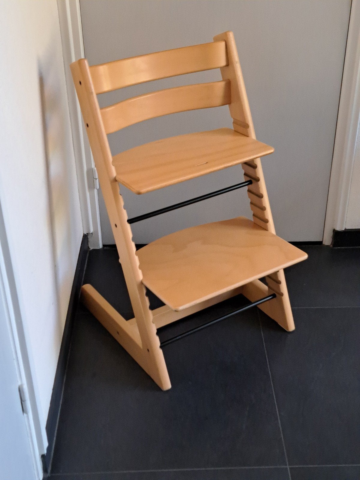 Stokke Tripp Trapp kinderstoel NIEUW MODEL, Ophalen, Zo goed als nieuw, Meegroeistoel, Aanschuifbaar