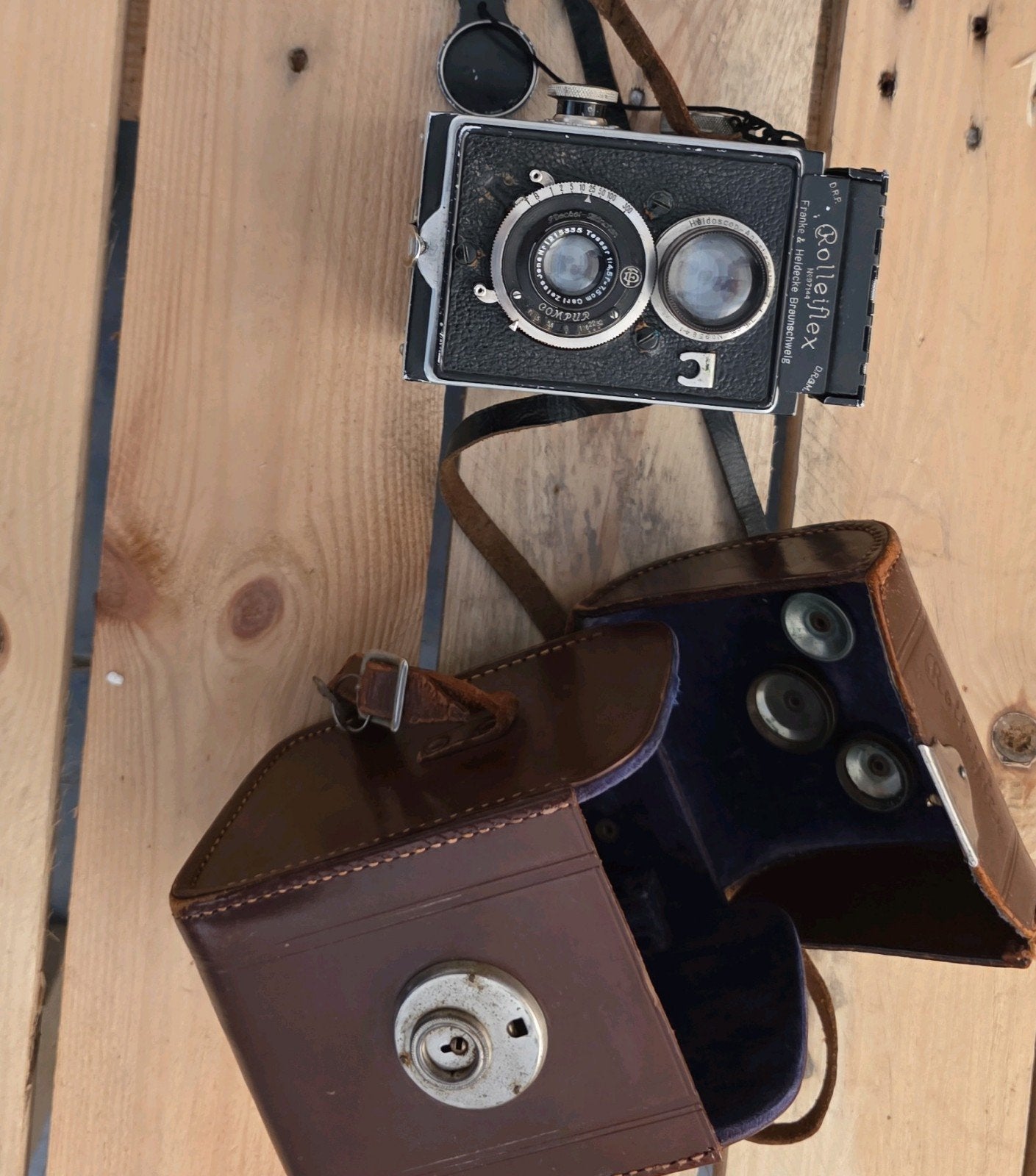 Original Rolleiflex TLR Camera (Model K1, c. 19, Enlèvement