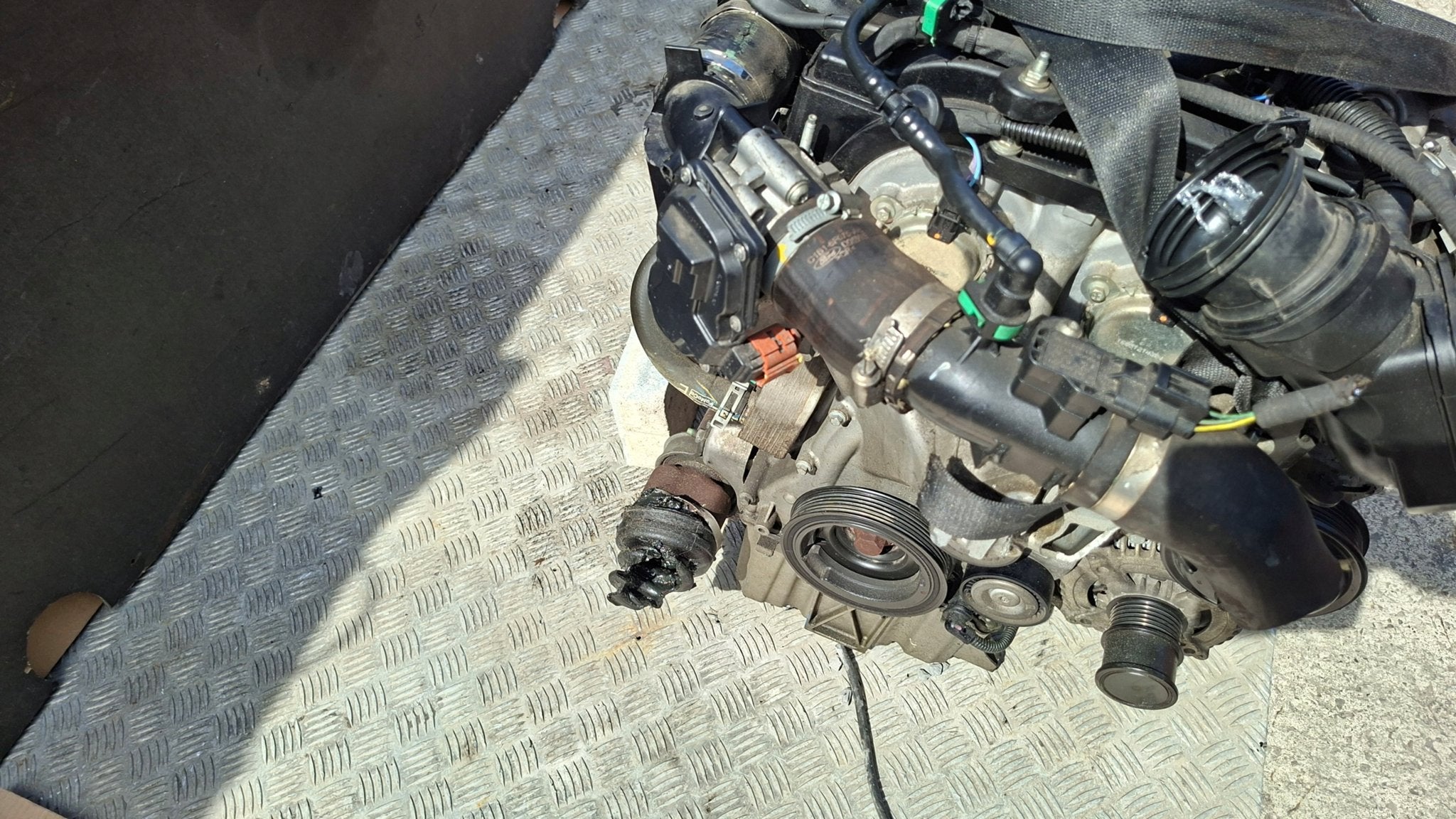 Moteur SFJD Nu B-MAX FORD FIESTA, Envoi, Utilisé, Daihatsu