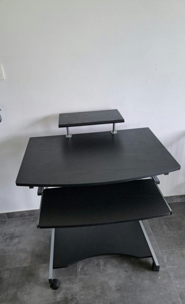 Computertafel, Ophalen, Zo goed als nieuw, 70 tot 120 cm, 70 tot 120 cm