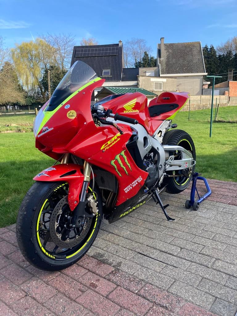 Cbr 1000rr, Motoren, Motoren | Honda, Particulier, Super Sport, meer dan 35 kW, 4 cilinders, Handgeschakeld, Gebruikt, Ophalen