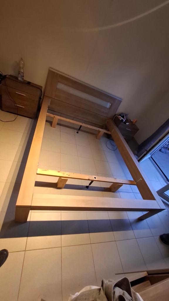 Bed 140x200, Ophalen