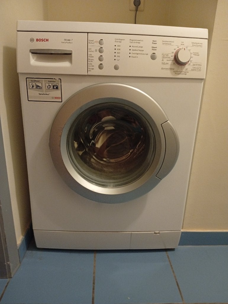 Lave-linge Bosch (modèle Maxx 7 VarioPerfect), Electroménager, 6 à 8 kg, 85 à 90 cm, Chargeur frontal, Enlèvement