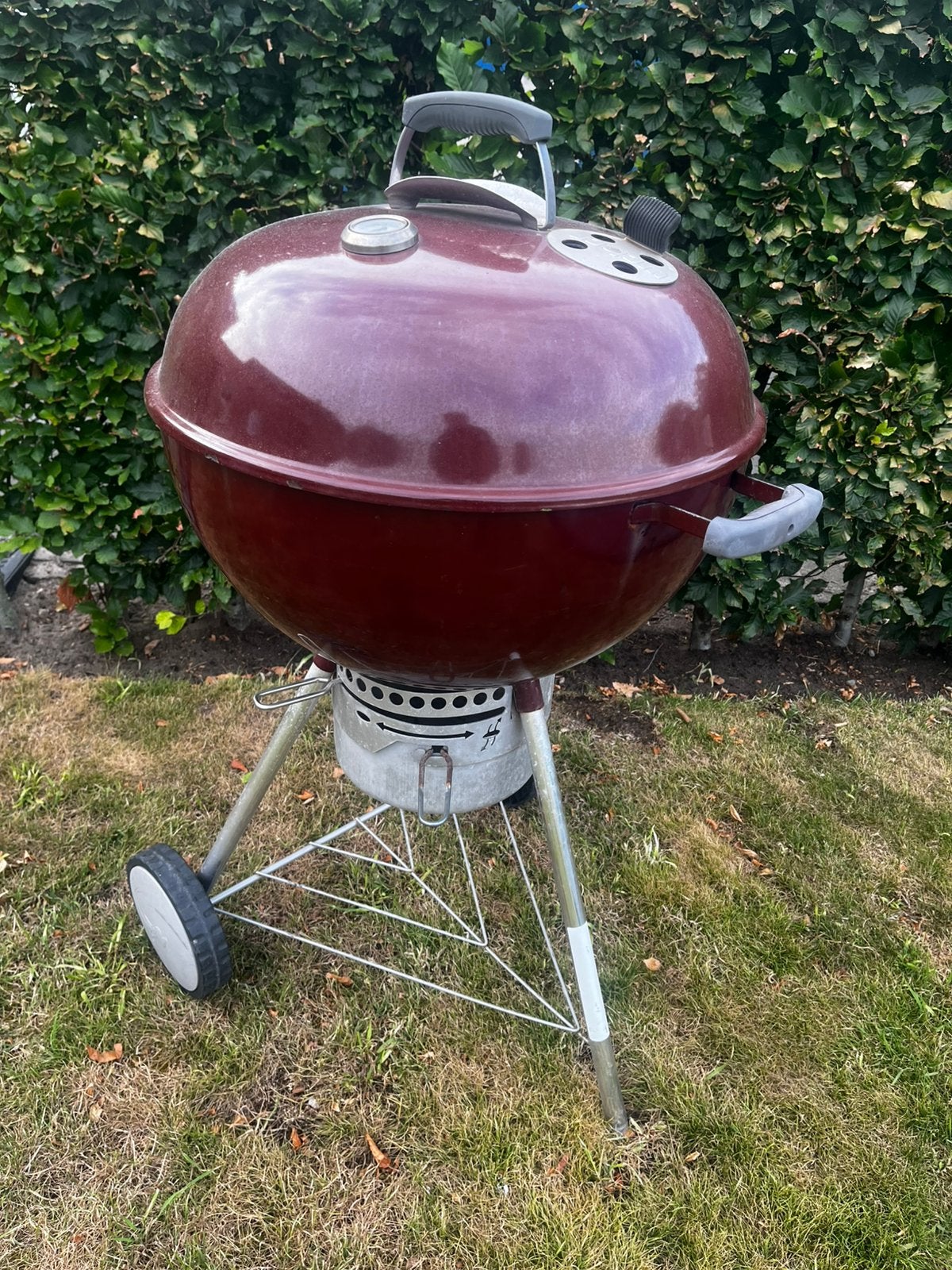 Weber BBQ. 57cm Rood, Ophalen, Gebruikt