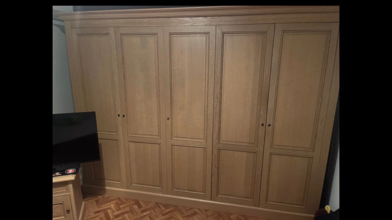 Lichte eiken kast met legplanken en hangsysteem, Ophalen, Gebruikt