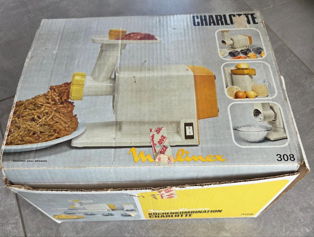 Vintage keukenmachine, Ophalen