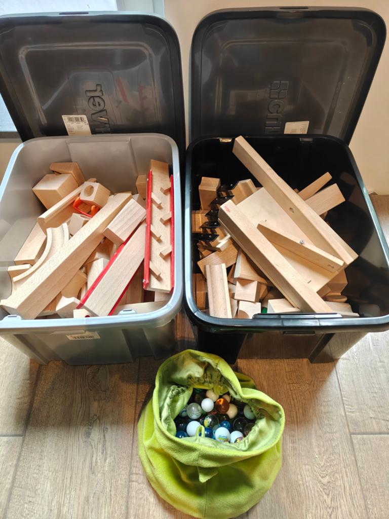 Volledige Houten knikkerbaan met hele zak knikkers, Kinderen en Baby's, Ophalen