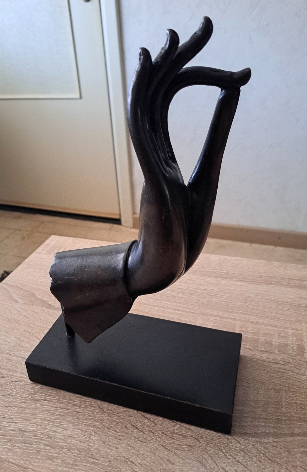 hand in  brons ,zamac ? in goede staat ophalen, Antiek en Kunst, Ophalen
