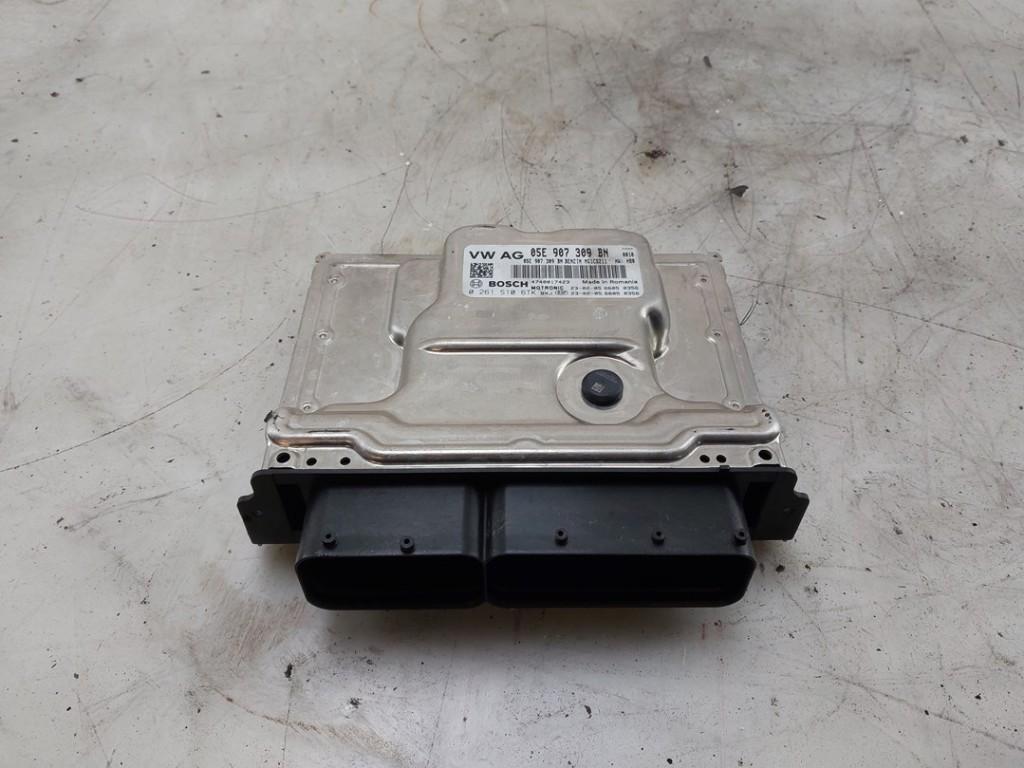 COMPUTER MOTOR Audi Q3 Sportback (F3N) (01-2019/06-2021), Robert Bosch AG, Gebruikt, Audi, Robert-Bosch-Allee 1
74232  Abstatt, DE