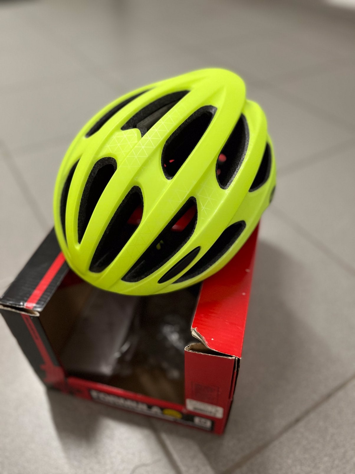 Casque velo Giro Formula Mips taille M, Vélos & Vélomoteurs, Enlèvement ou Envoi, Comme neuf, M