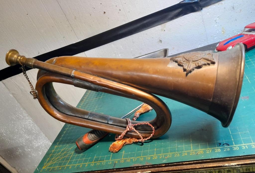 Clairon, Musique & Instruments, Enlèvement