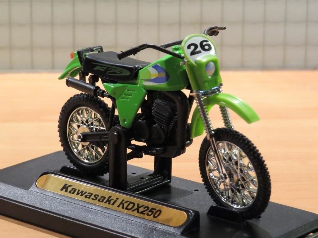 Kawasaki KDX250 1:18 Motormax, Enlèvement ou Envoi, Neuf, Moteur, Motormax