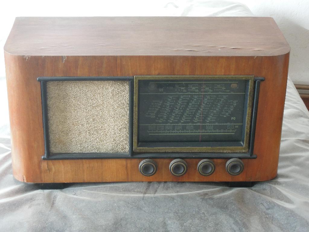 oud radiotoestel, Ophalen