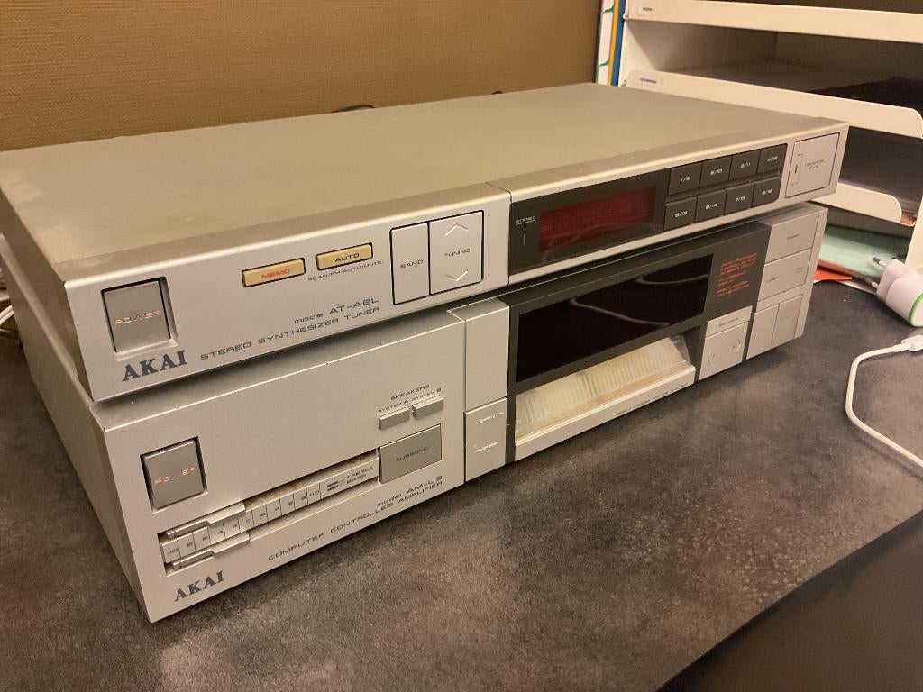 AKAI AM-U3 versterker en tuner AT-A2L, Autres marques, Moins de 60 watts, Enlèvement, Stéréo