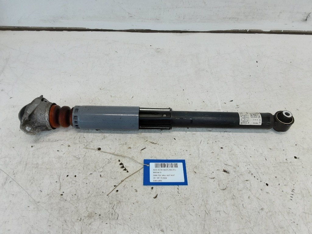 SCHOKBREKER RECHTS ACHTER Audi A3 Sportback (8VA / 8VF), Gebruikt, Mevr. I. Hauben, Audi, Rue de l'Espoir 34 34
4030  GRIVEGNÉE, BE