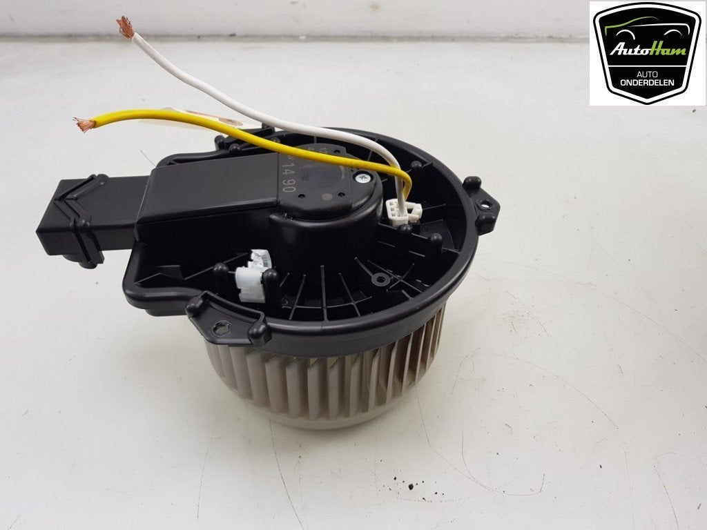 KACHEL VENTILATORMOTOR Suzuki Vitara (LY / MY) (01-2015/-), Auto-onderdelen, Suzuki-Allee 7
64625  Bensheim, DE, Gebruikt, Suzuki Deutschland GmbH