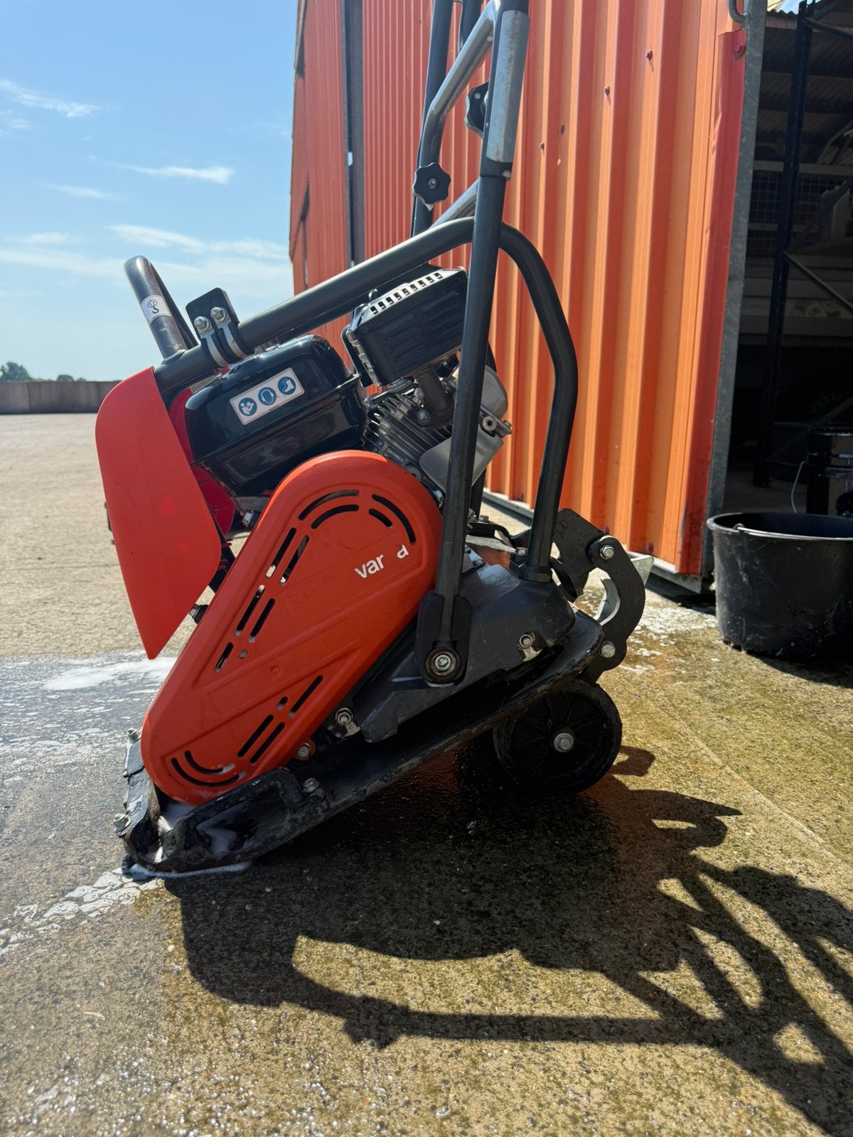 Husqvarna trilplaat LF80L, Ophalen