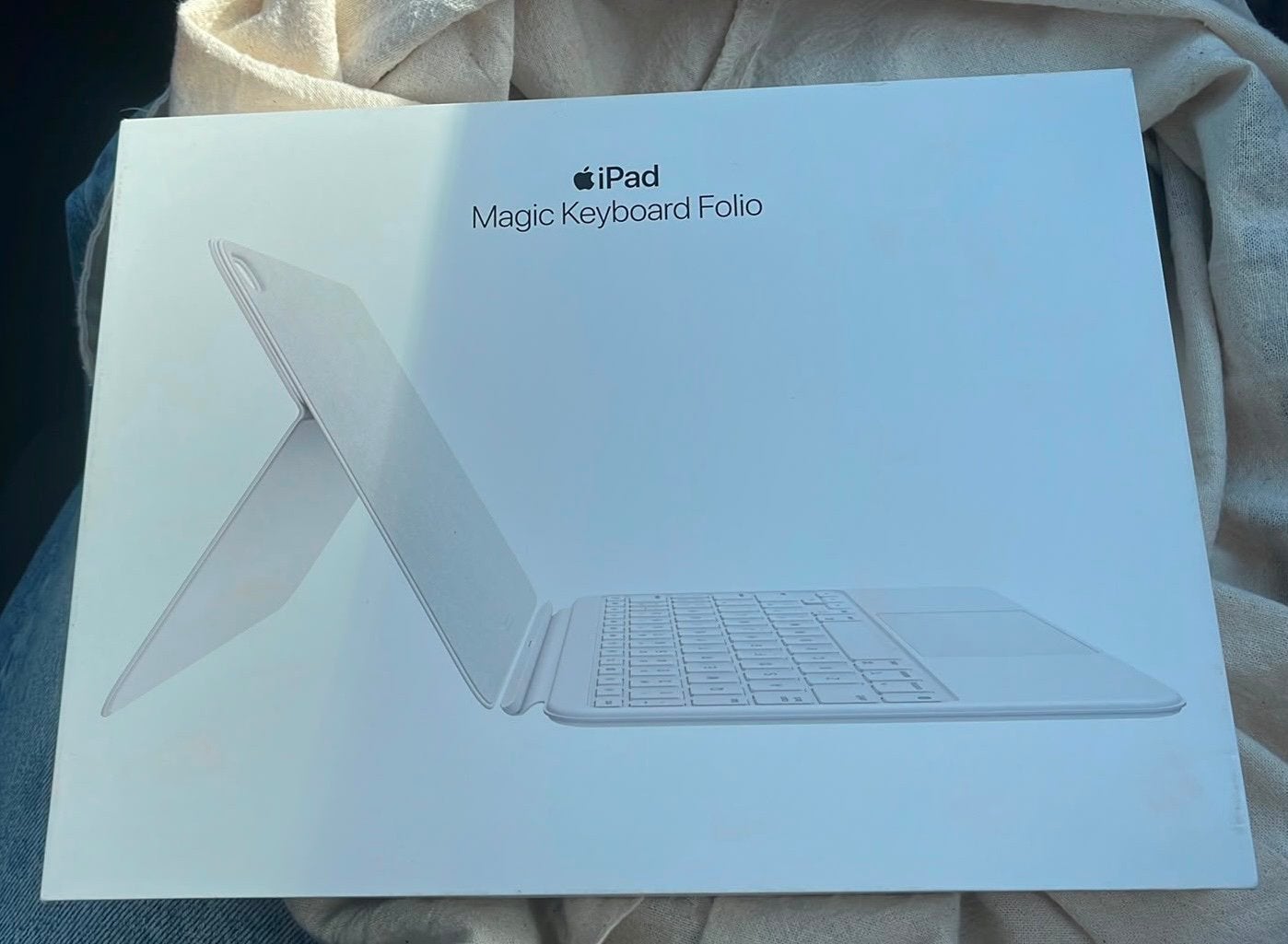 Apple iPad Magic Keyboard Folio – Splinternieuw + garantie, Ophalen of Verzenden, Nieuw, Apple iPad