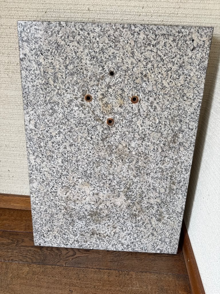 Parasolvoet graniet), Ophalen, Gebruikt, Parasolvoet