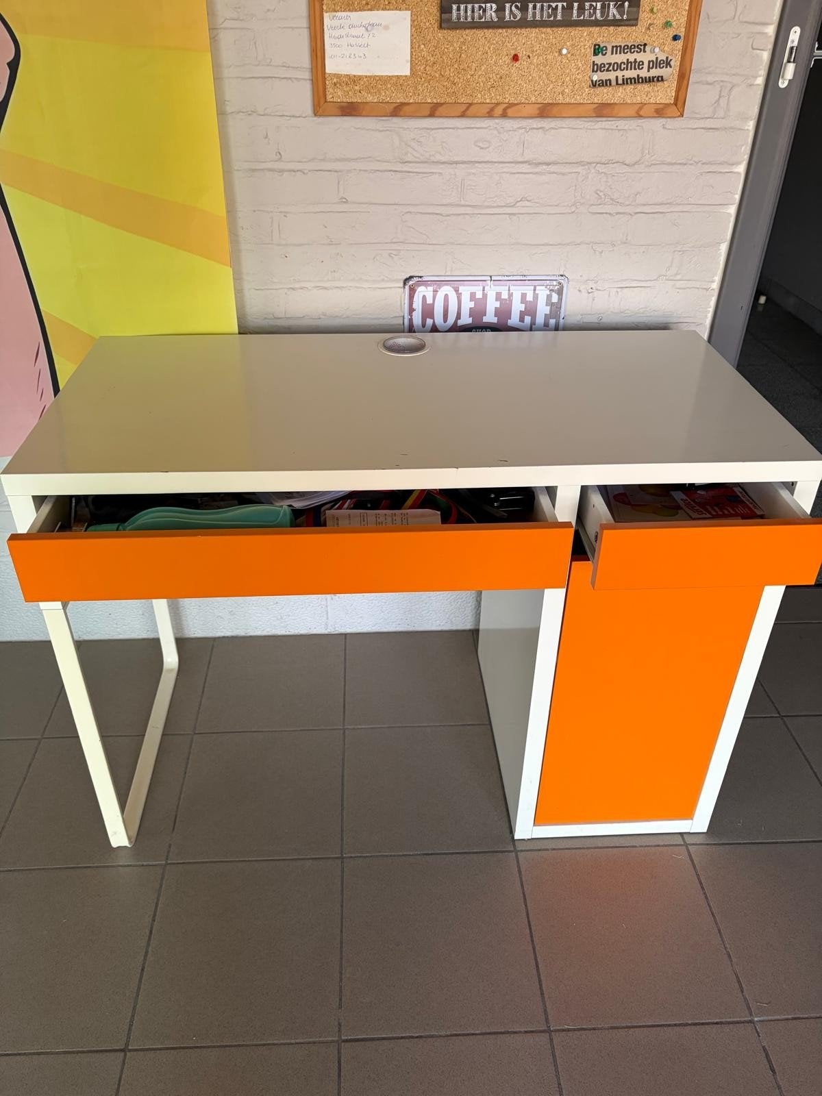 bureau gratis af te halen., Enlèvement