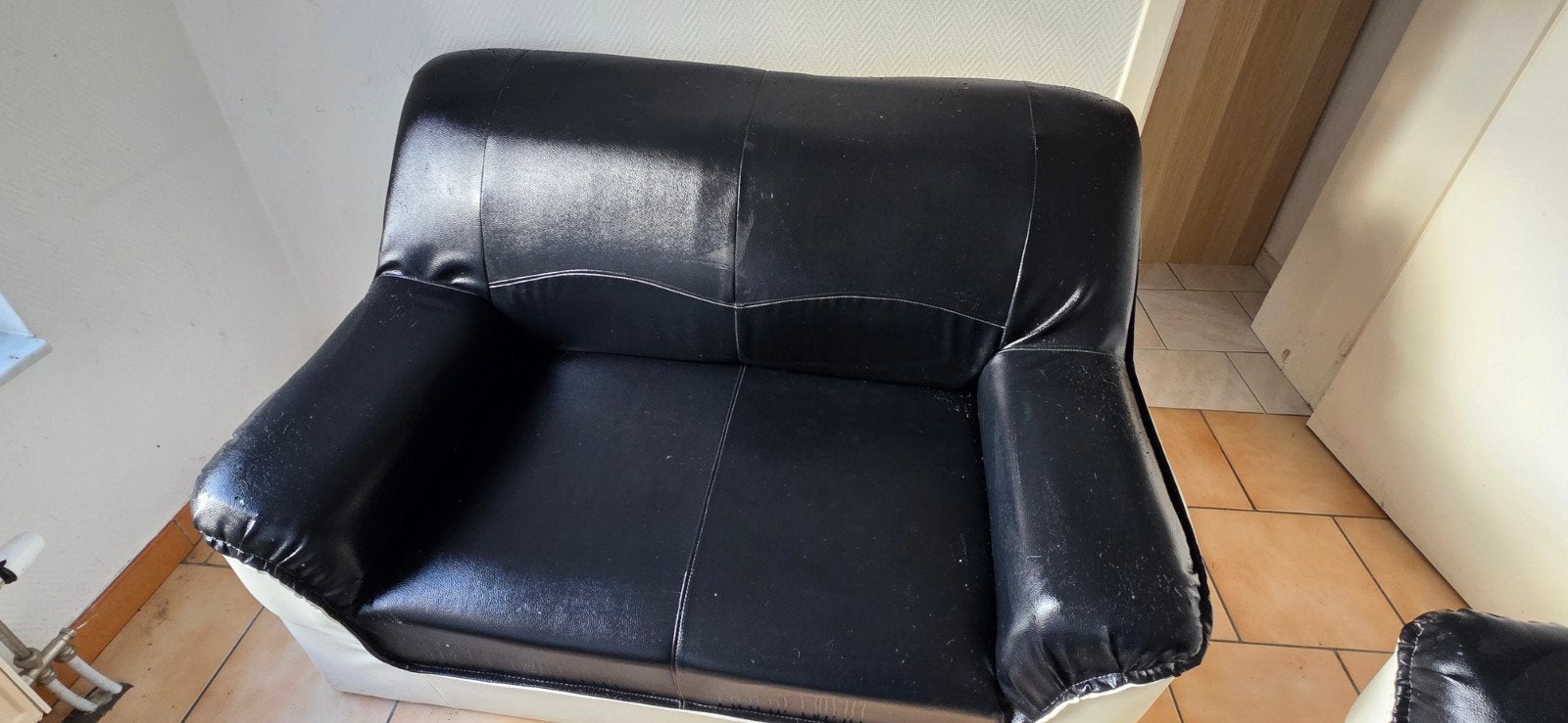 divan à donner, Enlèvement