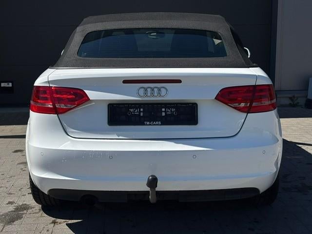 Audi A3 cabrio benzine 96.000km, Auto's, Audi, Voorwielaandrijving, Zwart, Leder en Stof, Wit
