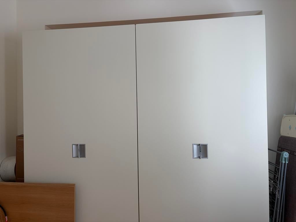Grande armoire portes coulissantes, Enlèvement, Utilisé