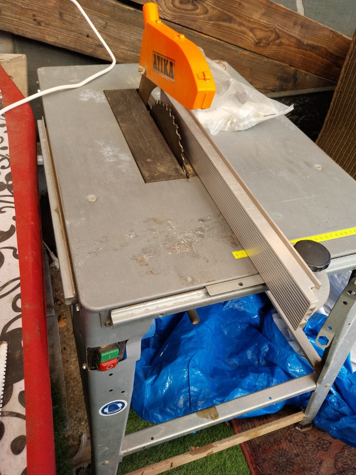 zaag tafel, Doe-het-zelf en Bouw, Ophalen