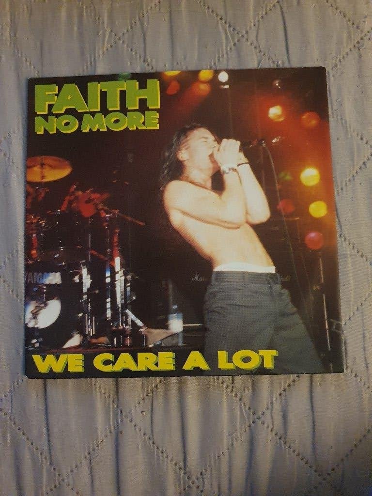 S - Faith No More ‎– We Care A Lot - 1991, CD & DVD, Enlèvement ou Envoi, 7 inch, Comme neuf, EP