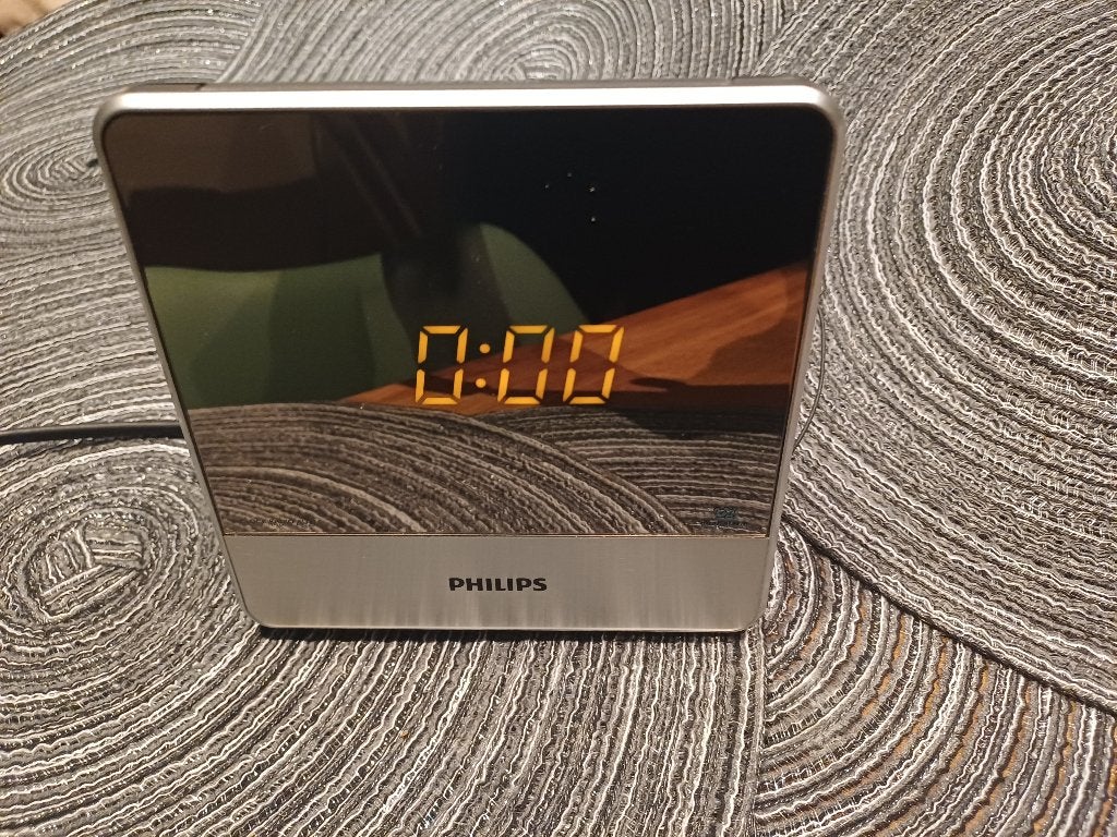 Radio-Réveil Philips AJ3231 - Miroir, Electroménager, Réveils, Comme neuf, Digital, Enlèvement