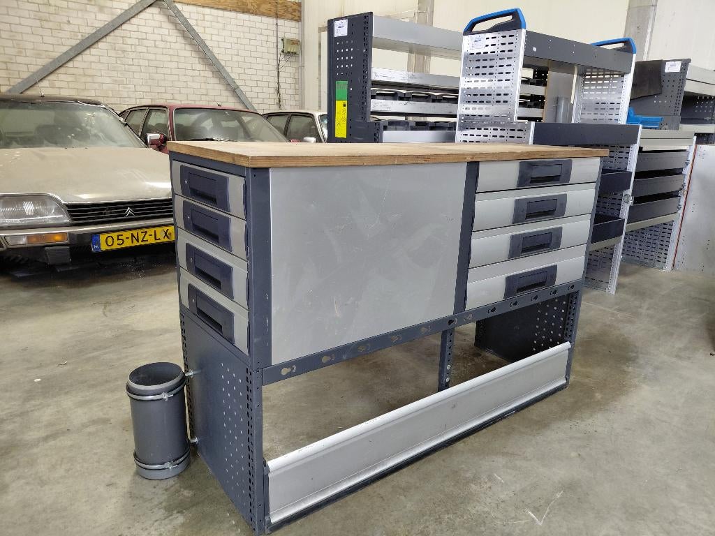 ARMOIRE BOTT 1147 L 153 L 53 H 103 PRIX 1249 EUROS, Enlèvement, Utilisé