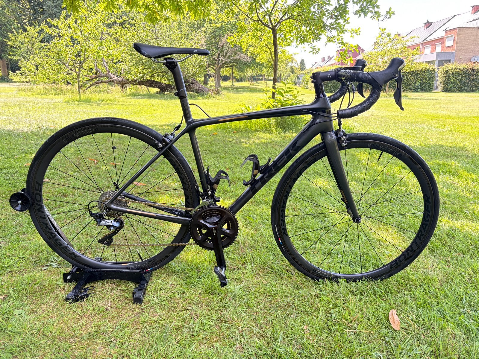 Trek Émonda SL 5 (2022) Racefiets Met Carbon Wielen, Fietsen en Brommers, Ophalen
