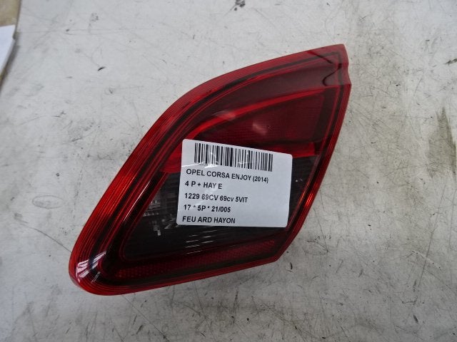 PANNEAU ARRIÈRE DROIT AVEC LAMPE Opel Corsa E (390012624), Utilisé, Opel