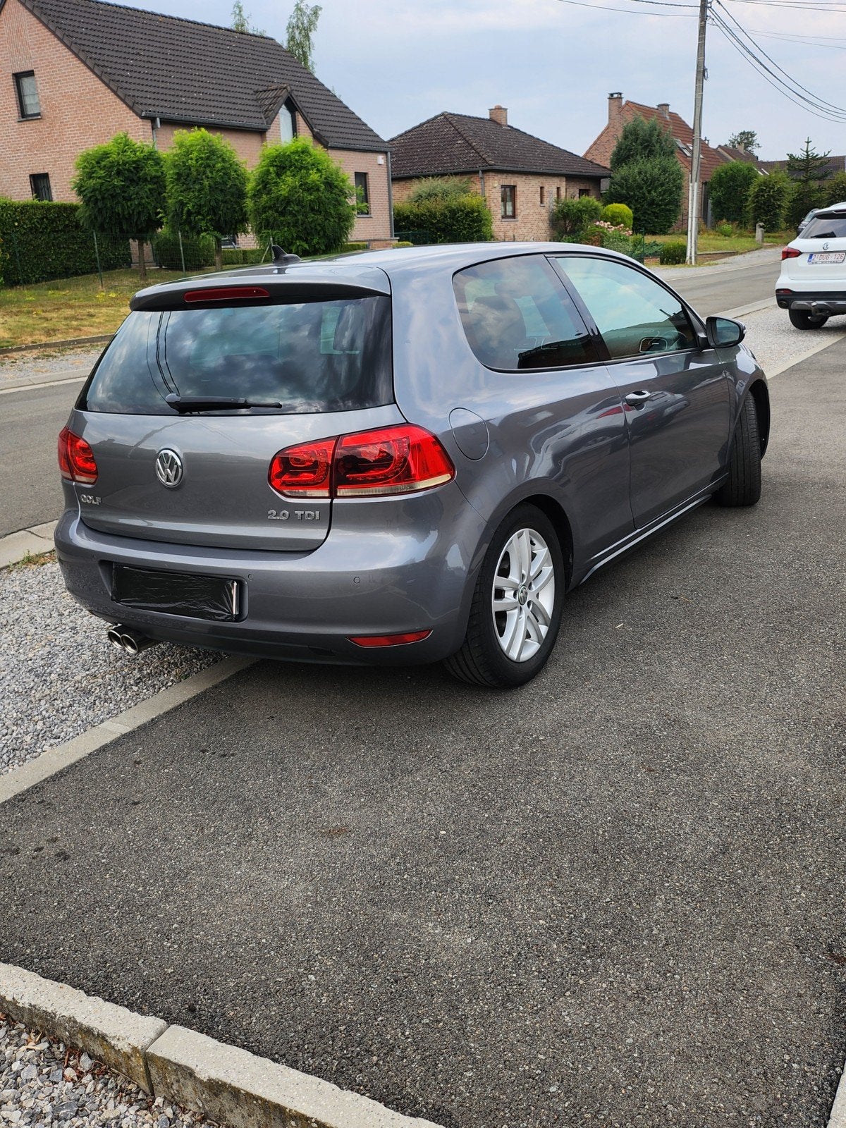 Golf 6 2.0 CR TDI Highline DPF
année 2011,100kw/136ch,boite, Achat, Alcantara, Diesel, Alarme